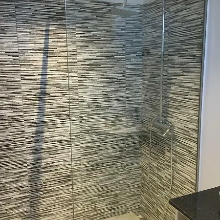 Pinheira Ii 度假居 Estreito Da Calheta